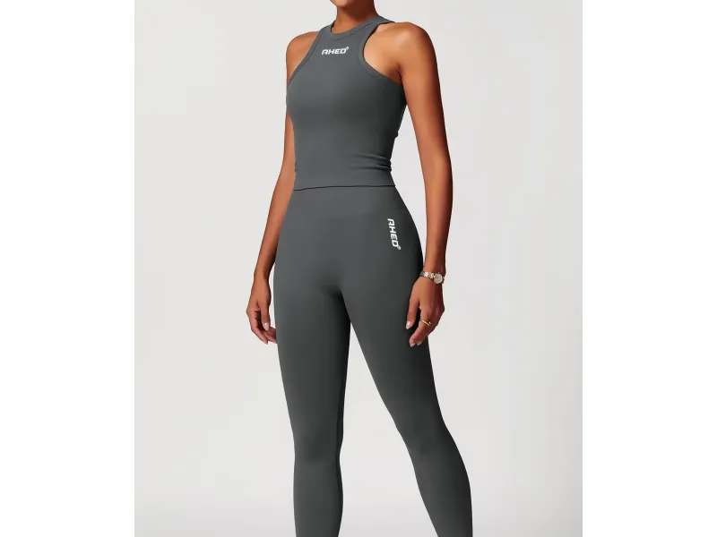 بلوزة من مجموعة سكلبت - رمادي (مقاس كبير)