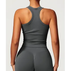 بلوزة من مجموعة سكلبت - رمادي (مقاس متوسط) بلوزة من مجموعة سكلبت - رمادي (مقاس متوسط)