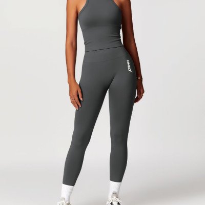 بلوزة من مجموعة سكلبت - رمادي (مقاس كبير)