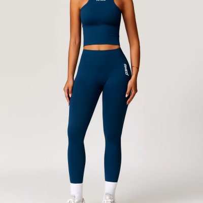 بلوزة من مجموعة كلاودسوفت - لون كحلي (مقاس كبير)