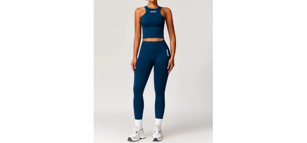 بلوزة من مجموعة سكلبت - كحلي (مقاس متوسط)