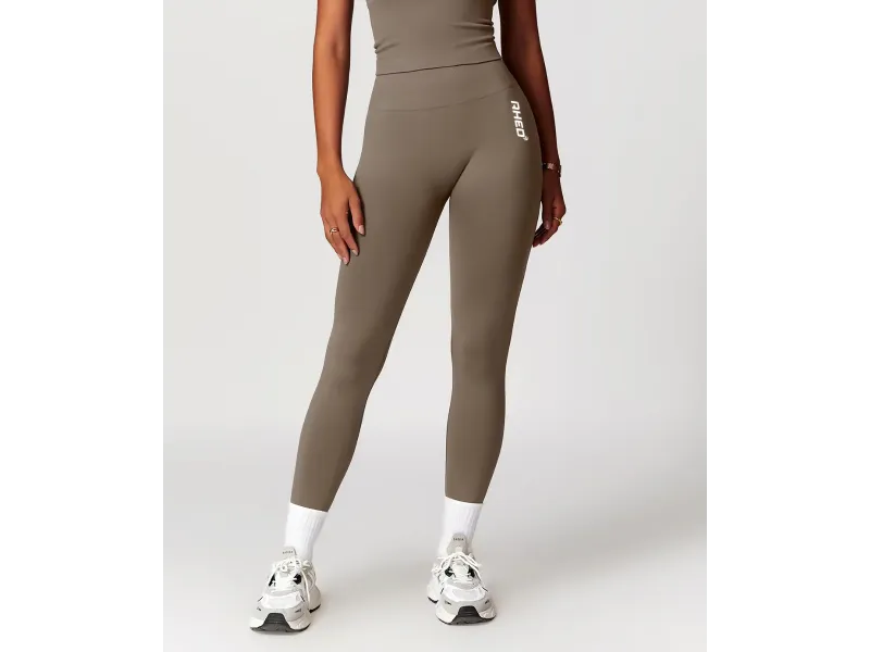 بنطلون ضيق من مجموعة سكلبت – بني داكن (مقاس متوسط)