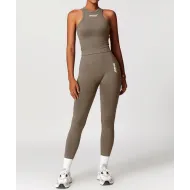 بنطلون ضيق من مجموعة سكلبت – بني داكن (مقاس متوسط) بنطلون ضيق من مجموعة سكلبت – بني داكن (مقاس متوسط)