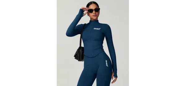 جاكيت من مجموعة سكلبت - كحلي (مقاس متوسط)