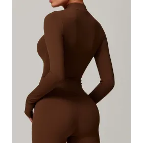 جاكيت من مجموعة كلاودسوفت - بني قهوة (متوسط) جاكيت من مجموعة كلاودسوفت - بني قهوة (متوسط)