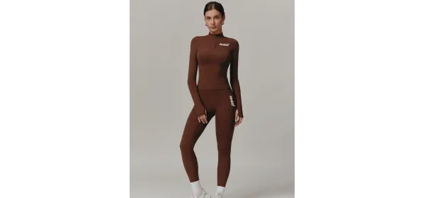 بنطلون ضيق من مجموعة كلاودسوفت - بني قهوة (مقاس متوسط) بنطلون ضيق من مجموعة كلاودسوفت - بني قهوة (مقاس متوسط)