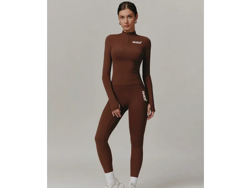 بنطلون ضيق من مجموعة كلاودسوفت - بني قهوة (مقاس متوسط) بنطلون ضيق من مجموعة كلاودسوفت - بني قهوة (مقاس متوسط)