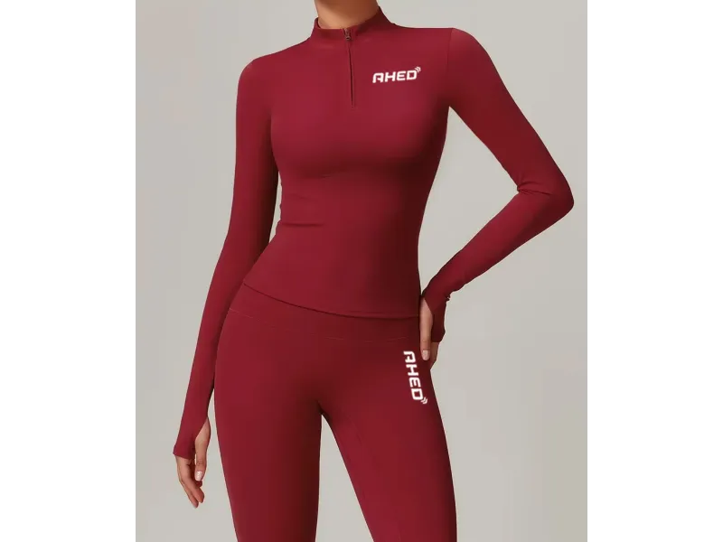 جاكيت من مجموعة كلاودسوفت - أحمر كرزي (مقاس كبير)