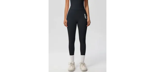 بنطلون ضيق من مجموعة كلاودسوفت - أسود أونيكس (مقاس كبير)